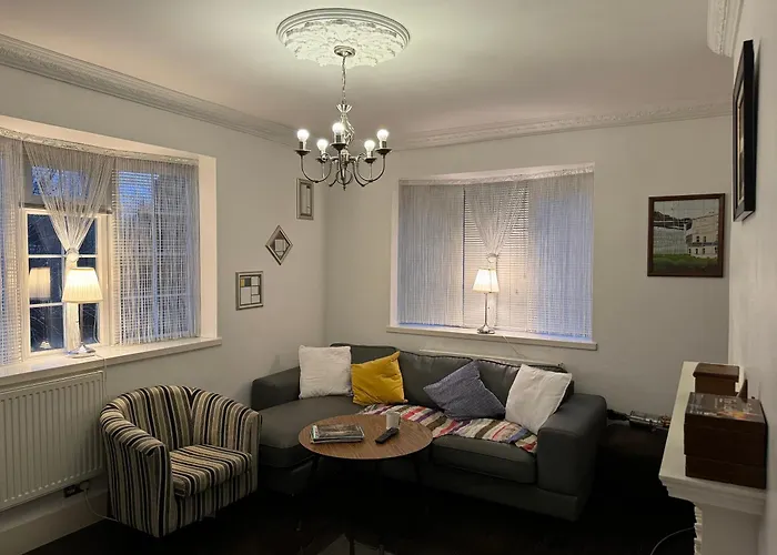 Luxury Cottage Room